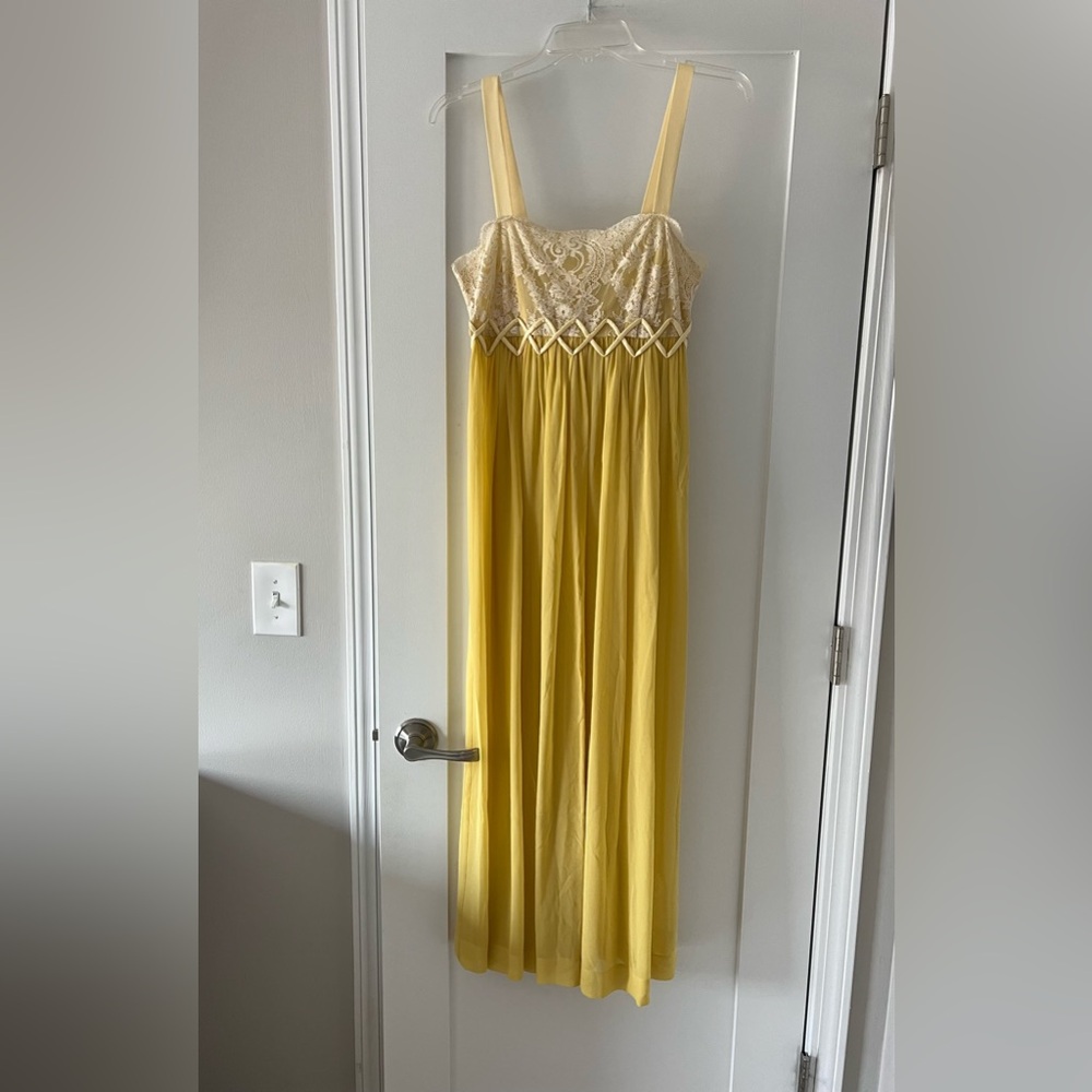 DÔEN Heirloom Analia dress in dandelion yellow, XS - Picture 4 of 10